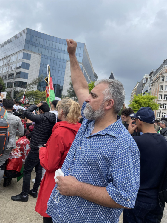 تظاهرات در همبستگی با مردم افغانستان در برابر مقر اتحادیه اروپا در بروکسل