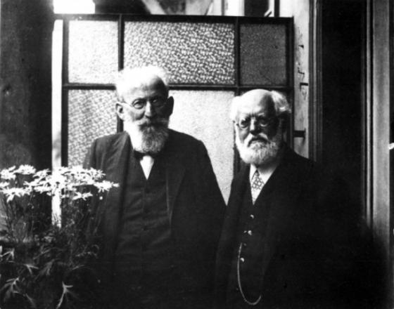 ادوارد برنشتاین و کارل کائوتسکی – 1910